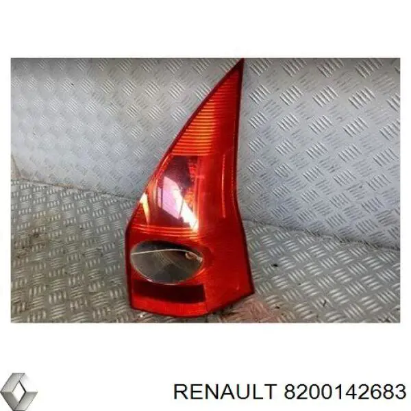 Купить 8200142683 Renault (RVI) Задняя правая фара