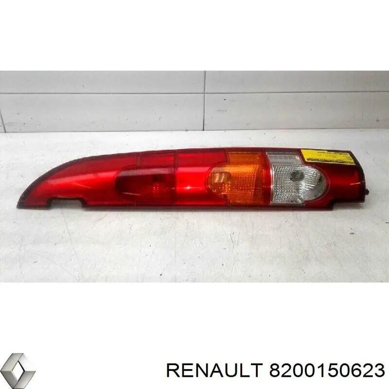 8200150623 Renault (RVI) фонарь задний левый