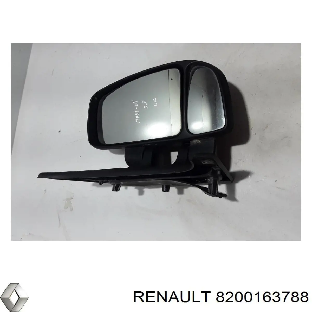 Зеркало заднего вида правое 8200163788 Renault (RVI)