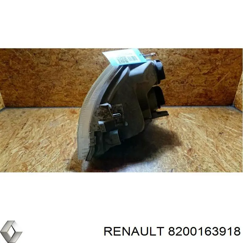 Указатель поворота правый Renault (RVI) 8200163918