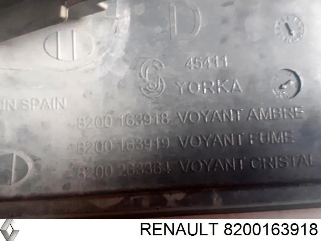Купить 8200163918 Renault (RVI) Указатели поворота (передние)