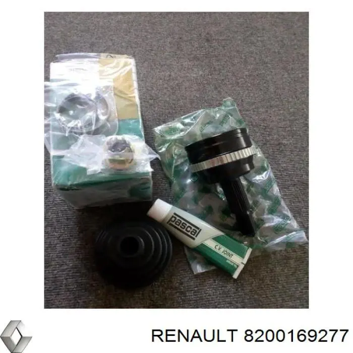 Правая полуось 8200169277 Renault (RVI)