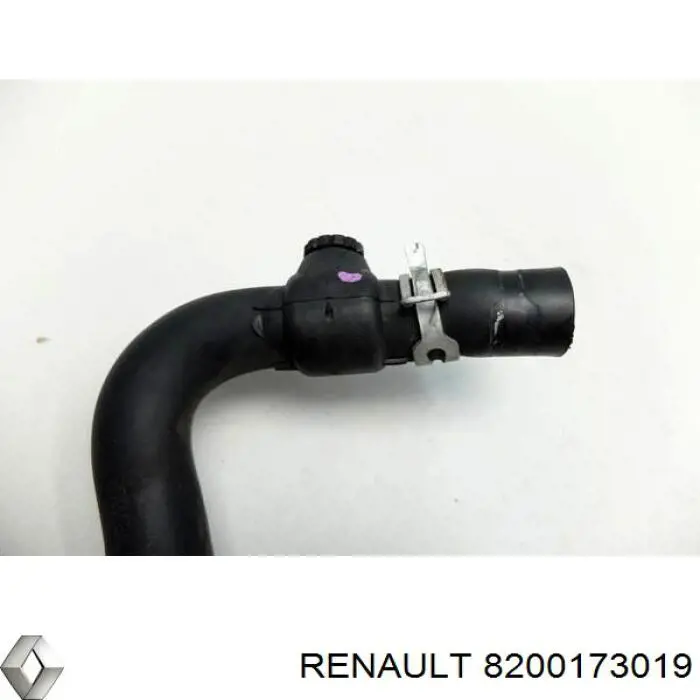 Патрубок радиатора печки 8200333774 Renault (RVI)