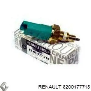 Interruptor de marcha atrás  8200177718 Renault (RVI)