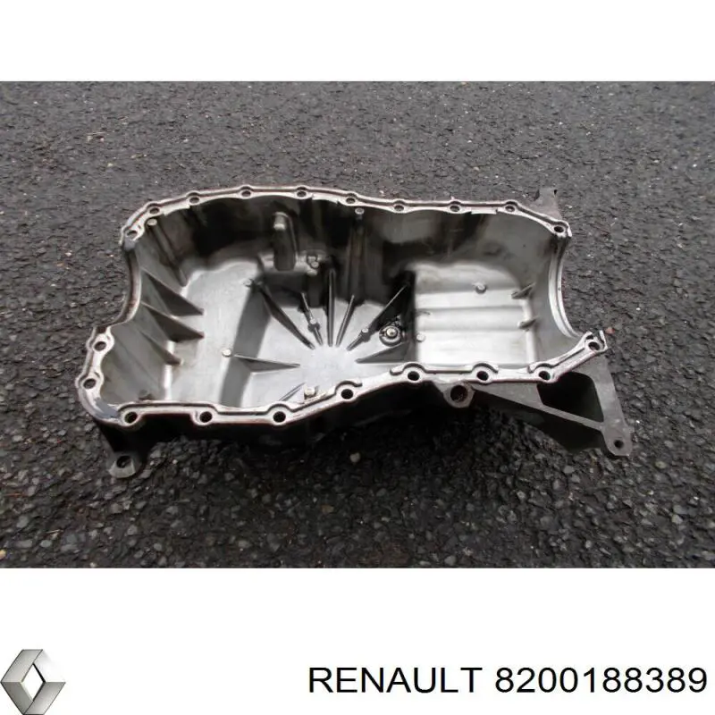 Купить 8200188389 Renault (RVI) Поддон картера двигателя