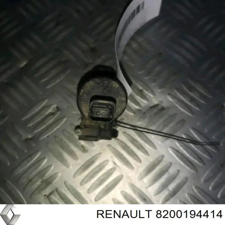 Купить 8200194414 Renault (RVI) Моторчик омывателя переднего стекла