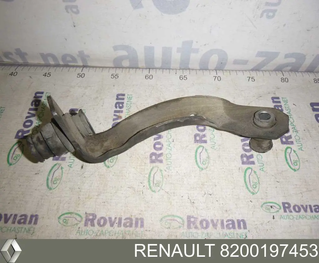 Кронштейн передней балки Renault (RVI) 8200197453 цена, от 5.07 USD