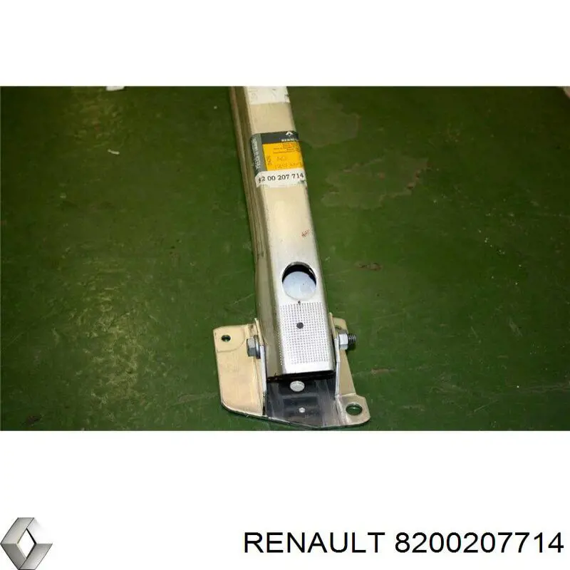 Купить 8200207714 Renault (RVI) Шина бампера заднего