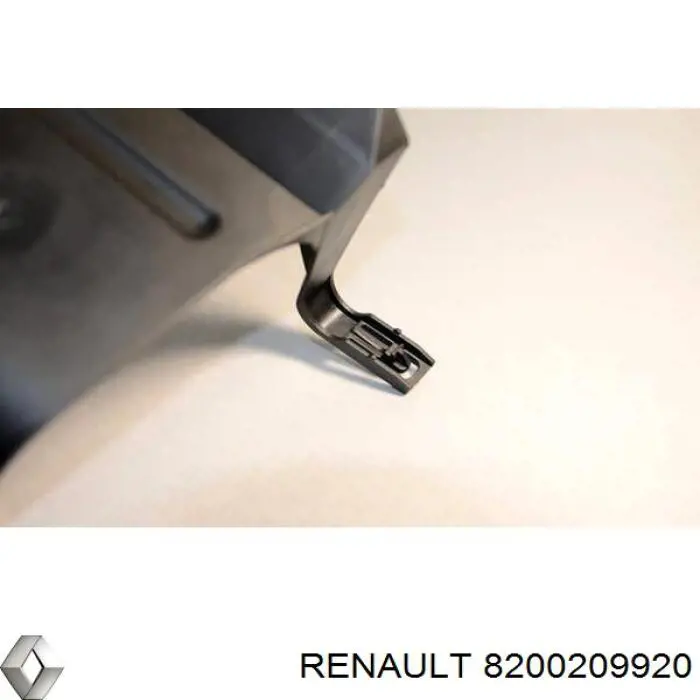 Воздуховод (дефлектор) радиатора правый Renault (RVI) 8200010150 цена, от 14.04 USD