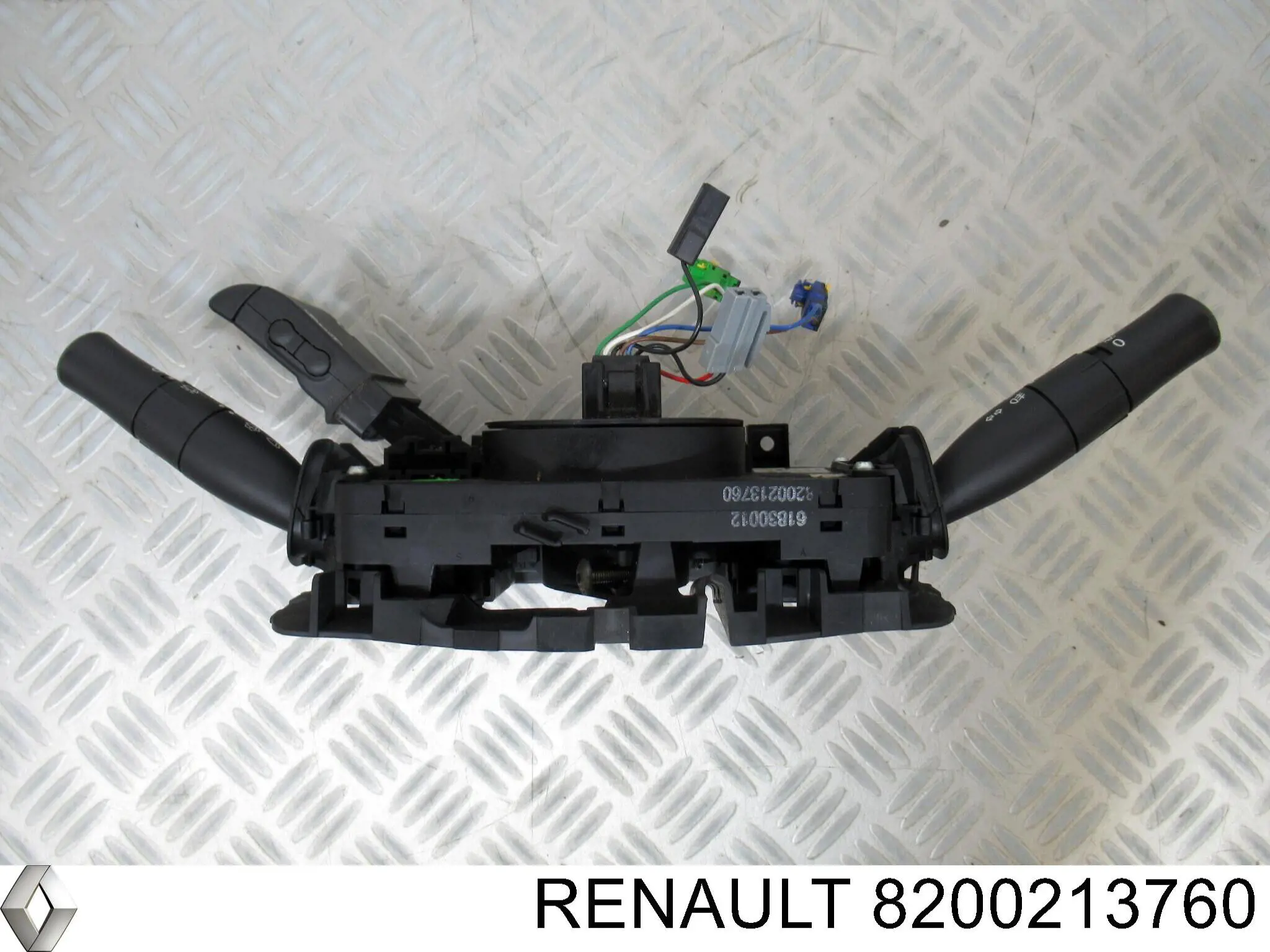 Compre Comutador instalado na coluna da direção, montado Renault Megane 2