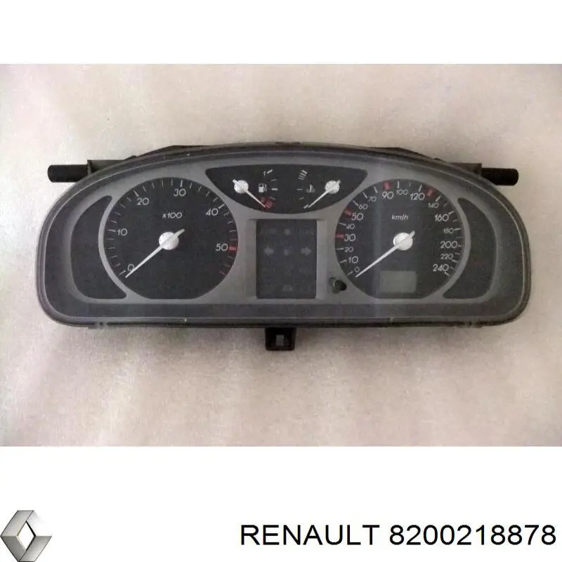 Купить 8200218878 Renault (RVI) Панель приборов