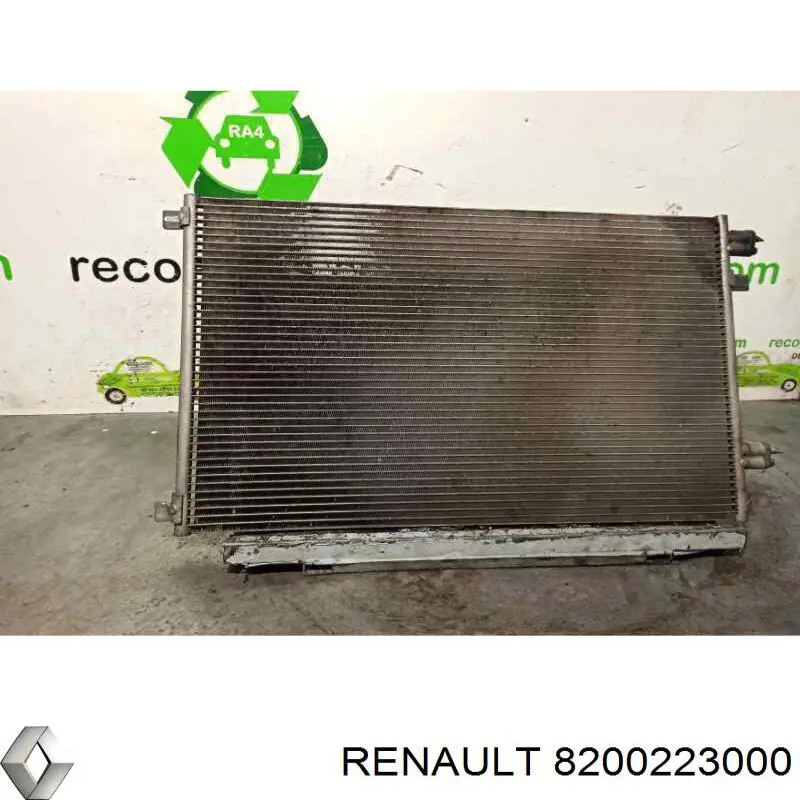 Радиатор кондиционера 8200223000 Renault (RVI)