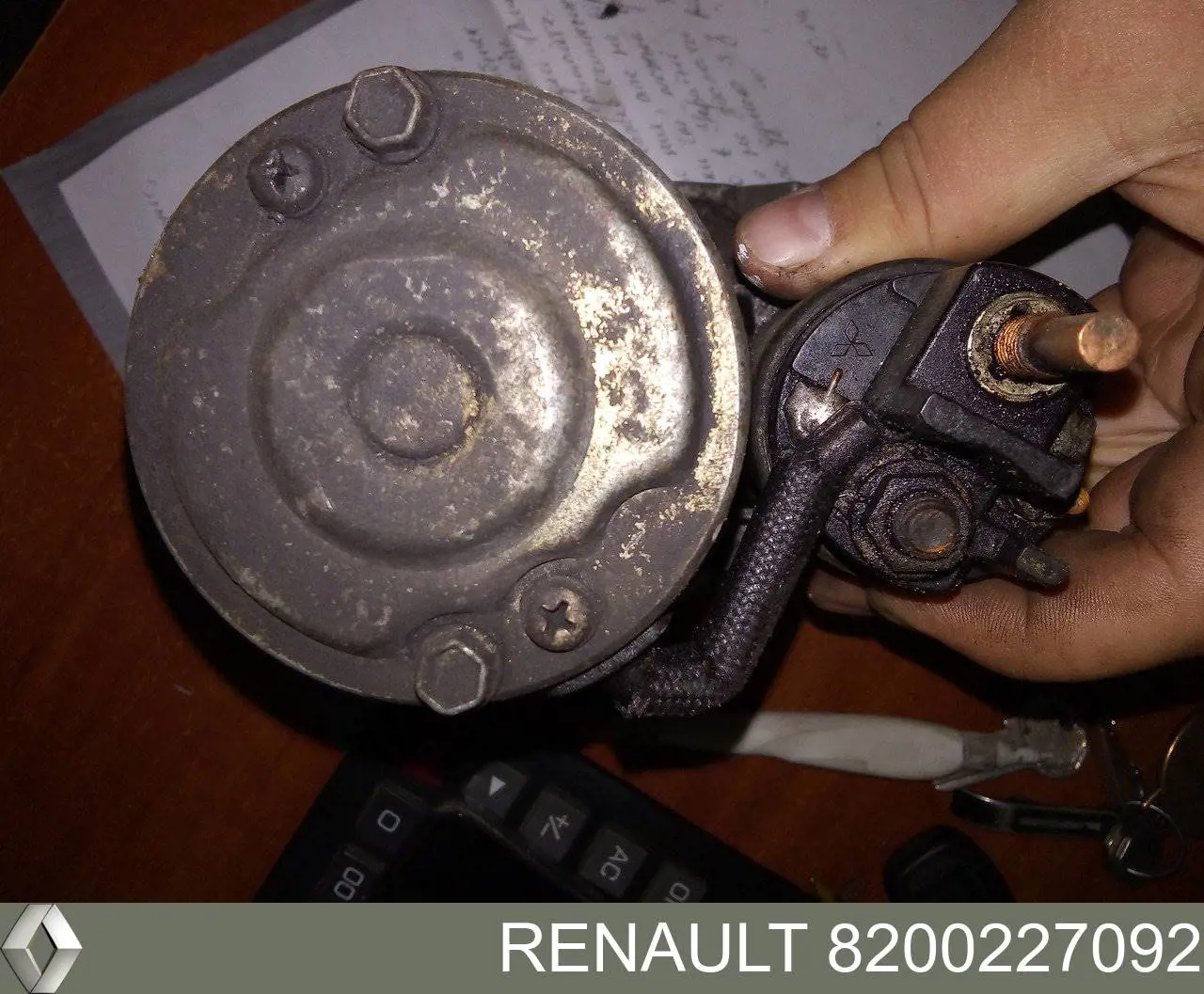 Стартер 8200227092 Renault (RVI)