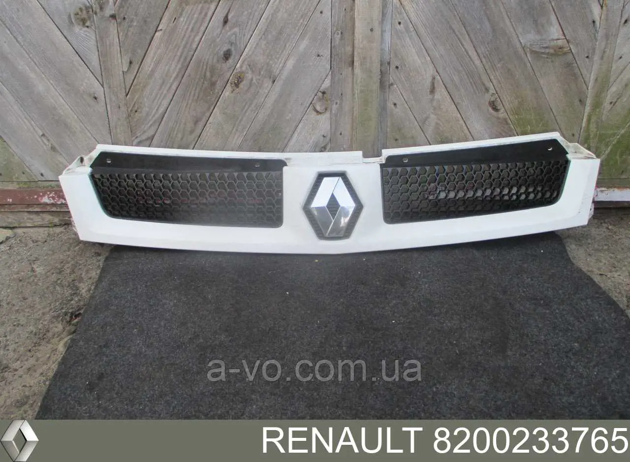Купить 7701057086 Renault (RVI) Решетка радиатора