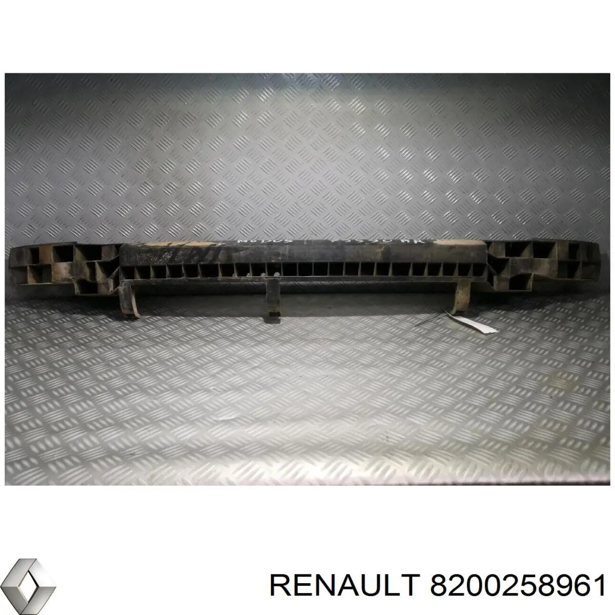 Усилитель заднего бампера 8200258961 Renault (RVI)