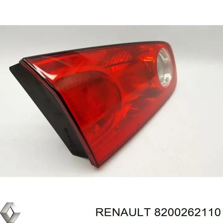 Фонарь задний левый внутренний 8200262110 Renault (RVI)