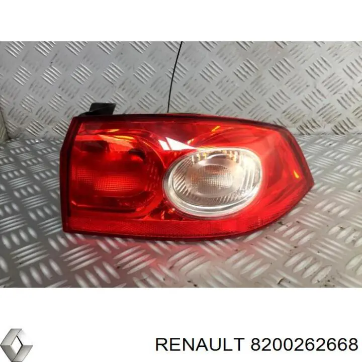 Фара задняя правая внешняя Renault (RVI) 8200262668 цена, от 64.41 USD