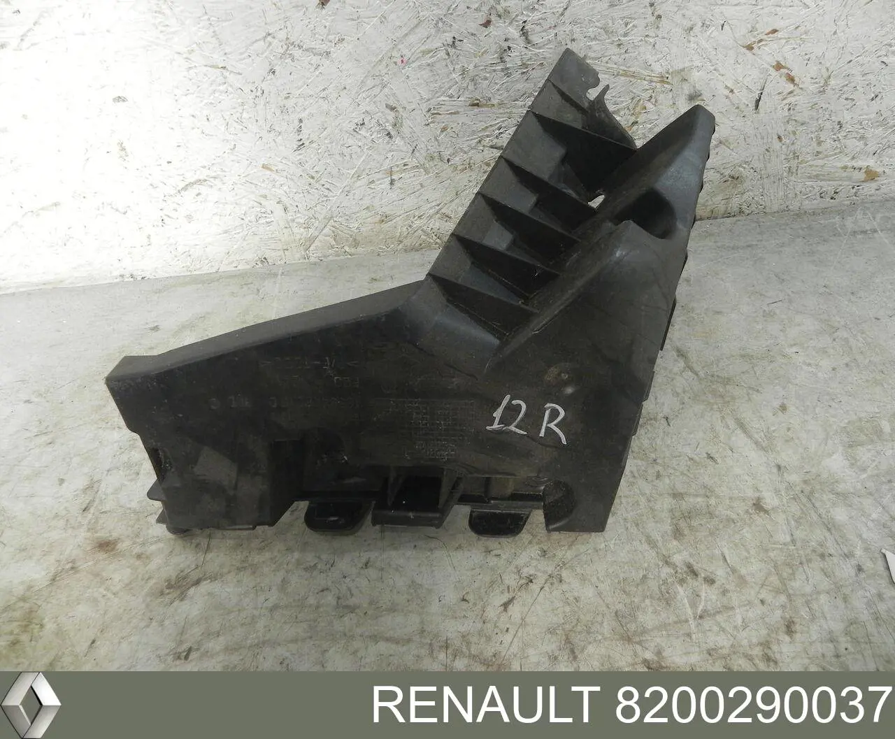 8200290037 Renault (RVI) consola esquerda do pára-choque traseiro