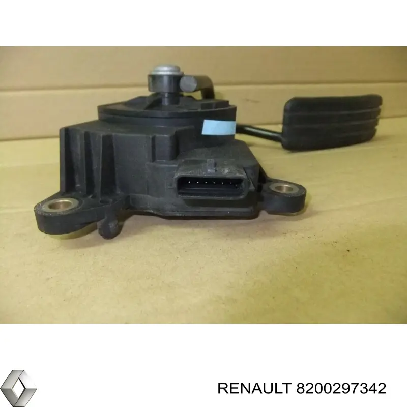 Купить 8200297342 Renault (RVI) Педаль газа