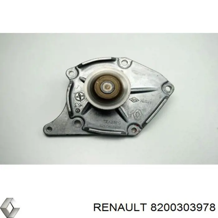 Купить 8200303978 Renault (RVI) Насос охлаждения