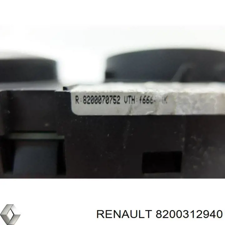  Renault (RVI) 8200312940 цена, от 23.96 USD