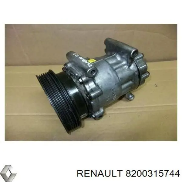 Купить 8200315744 Renault (RVI) Компрессор климатической установки