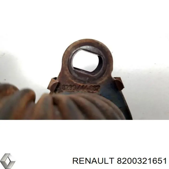 Шланг (патрубок) радиатор EGR, подача 8200321651 Renault (RVI)