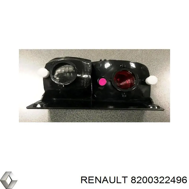 Фонарь противотуманный задний, левый Renault (RVI) 8200322496