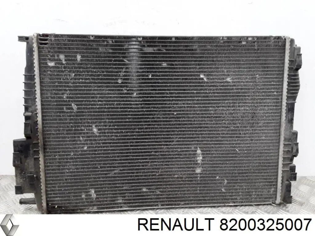 Купить 8200325007 Renault (RVI) Радиатор водяной