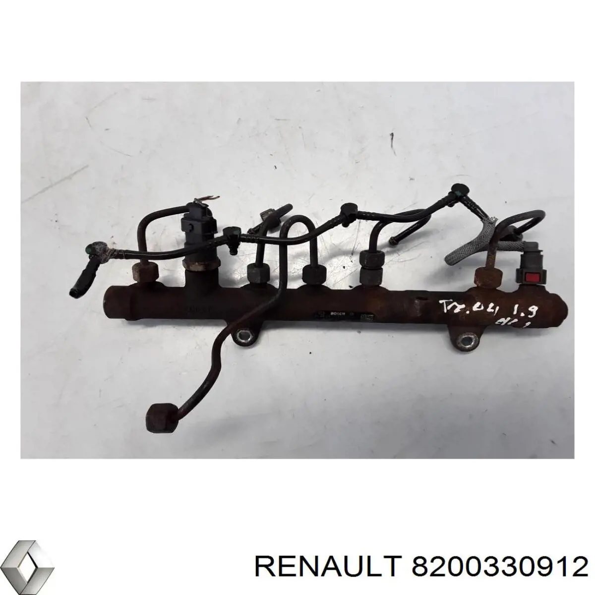 Купить 8200330912 Renault (RVI) Распределитель топлива