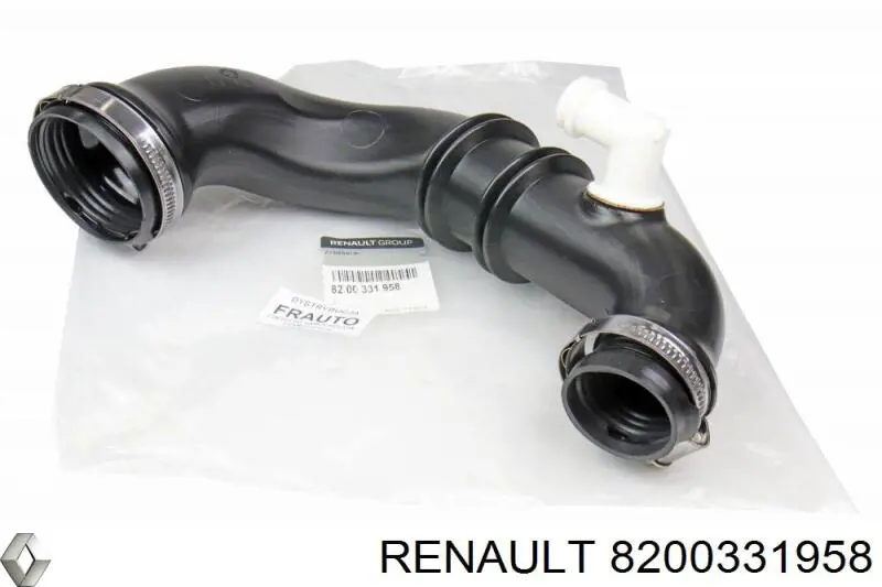 Патрубок воздушный, вход в турбину (наддув) 8200331958 Renault (RVI)