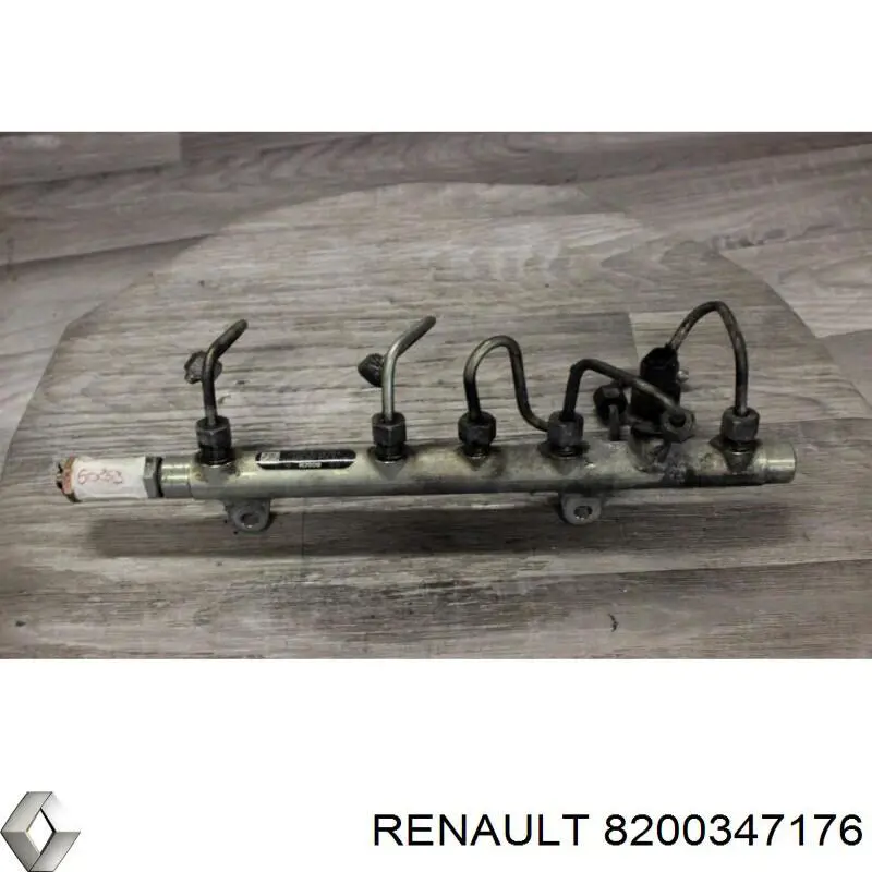 8200347176 Renault (RVI) distribuidor de combustível (rampa)