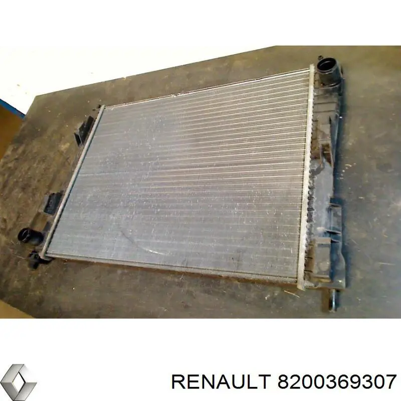 8200369307 Renault (RVI) Радиатор основной