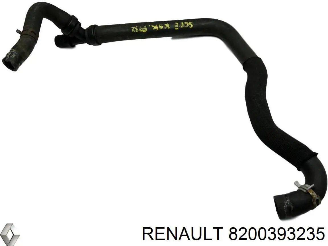 Патрубок системи охолодження 8200393235 Renault (RVI)