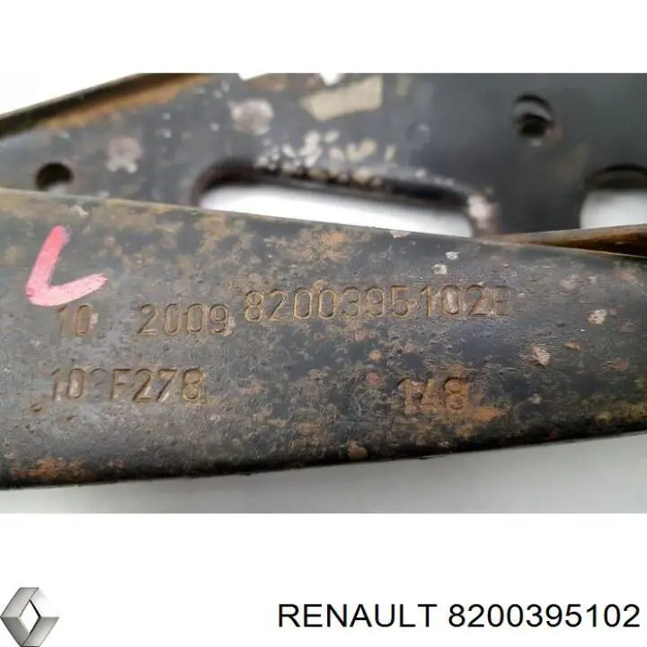 8200395102 Renault (RVI) Кронштейн крепления переднего рычага задний