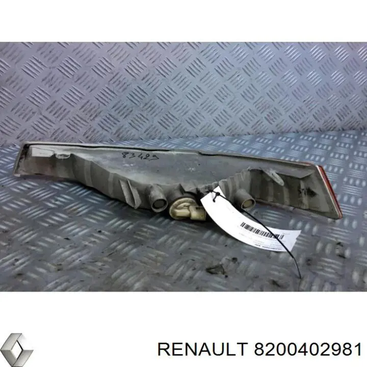 Правый указатель поворота Renault (RVI) 8200402981 цена, от 29.23 USD