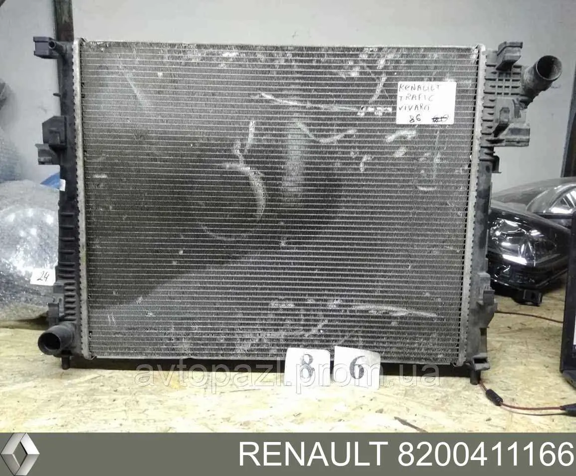 Радиатор 8200411166 Renault (RVI)