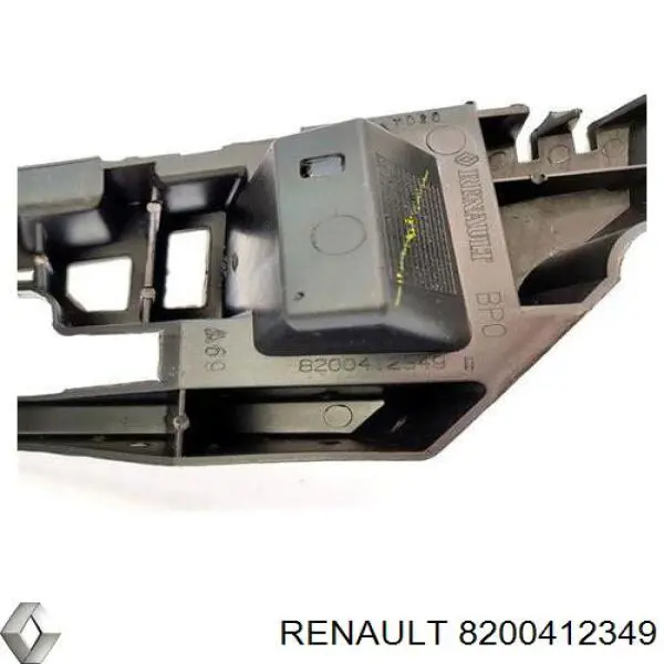 Правое крепление переднего бампера FPS FP5614932 цена, от 12.35 USD