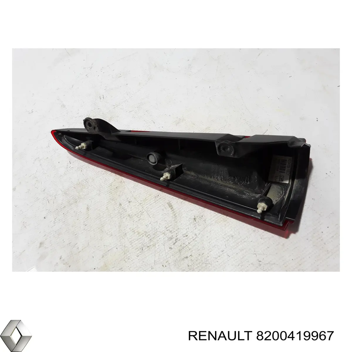 Фонарь задний правый верхний Renault (RVI) 8200419967 цена, от 36.64 USD
