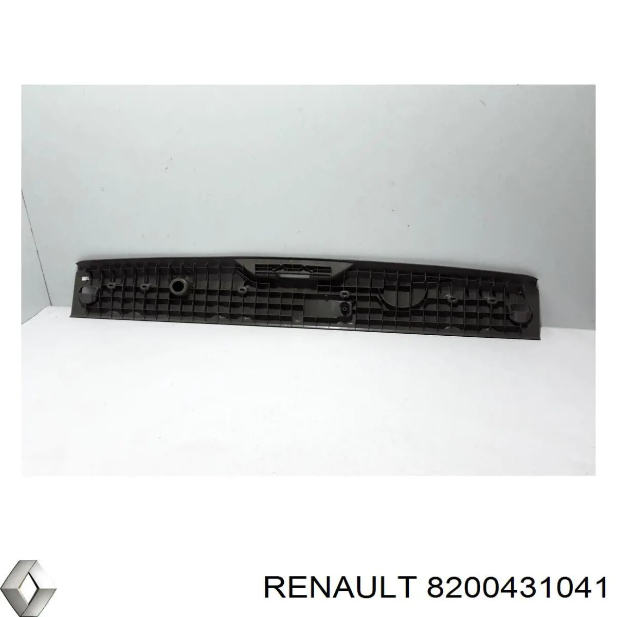 Облицовка задней панели багажника на Renault Kangoo II 