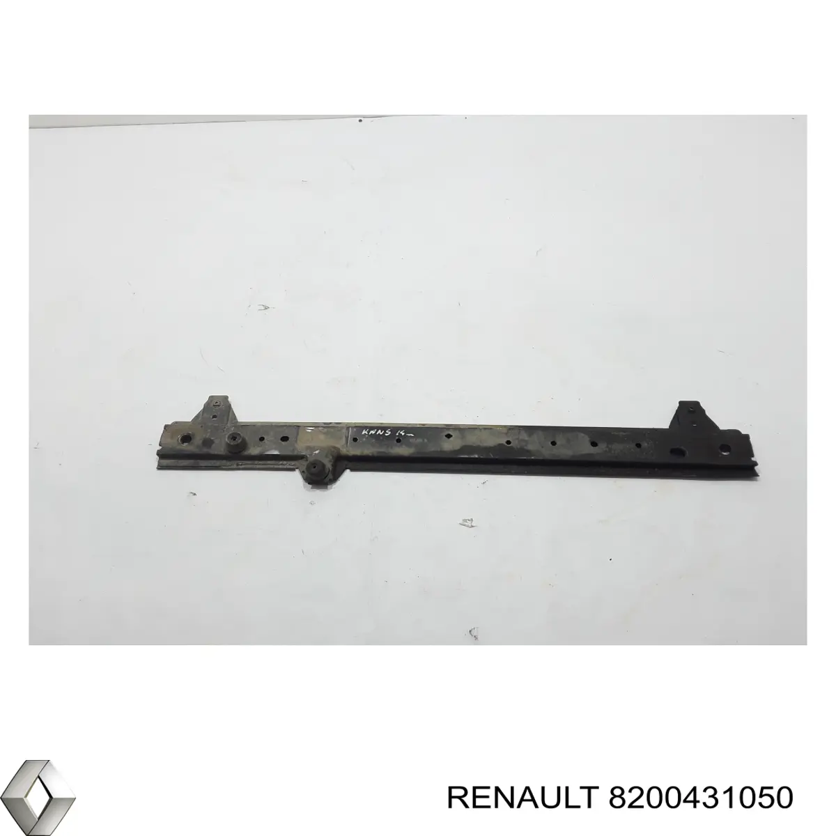 8200431050 Renault (RVI) балка радиатора нижняя