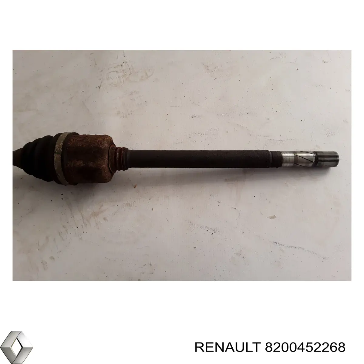 Купить 8200452268 Renault (RVI) Вал приводной правый