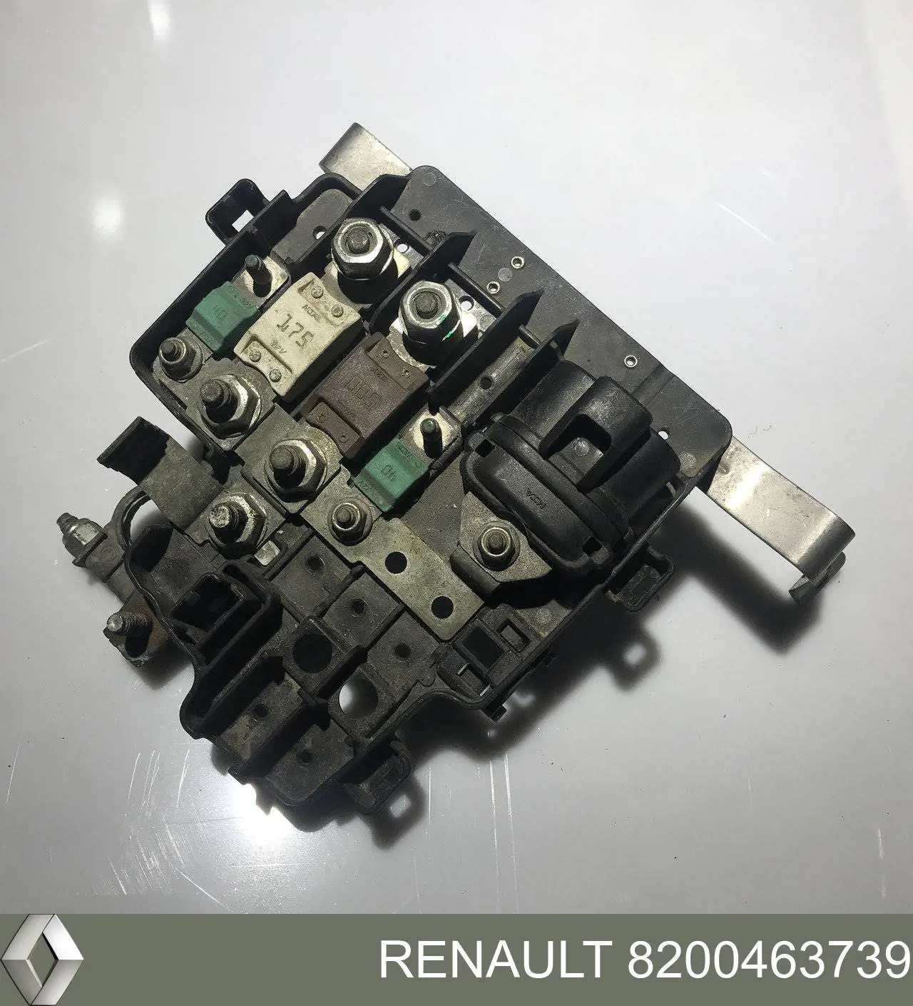 Купить 8200463739 Renault (RVI) 