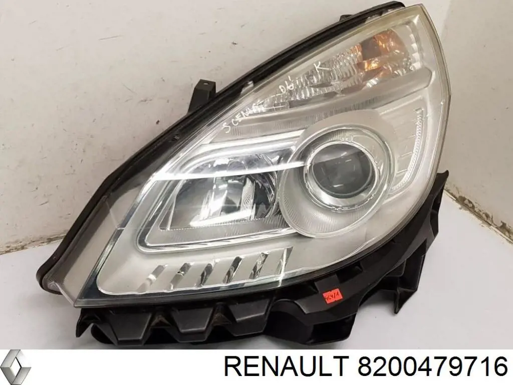 8200479716 Renault (RVI) consola do pára-choque dianteiro esquerdo