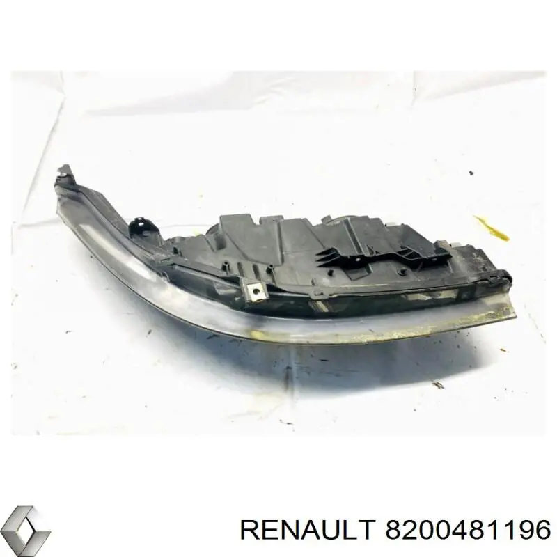 Купить 7701061669 Renault (RVI) Фара левая передняя