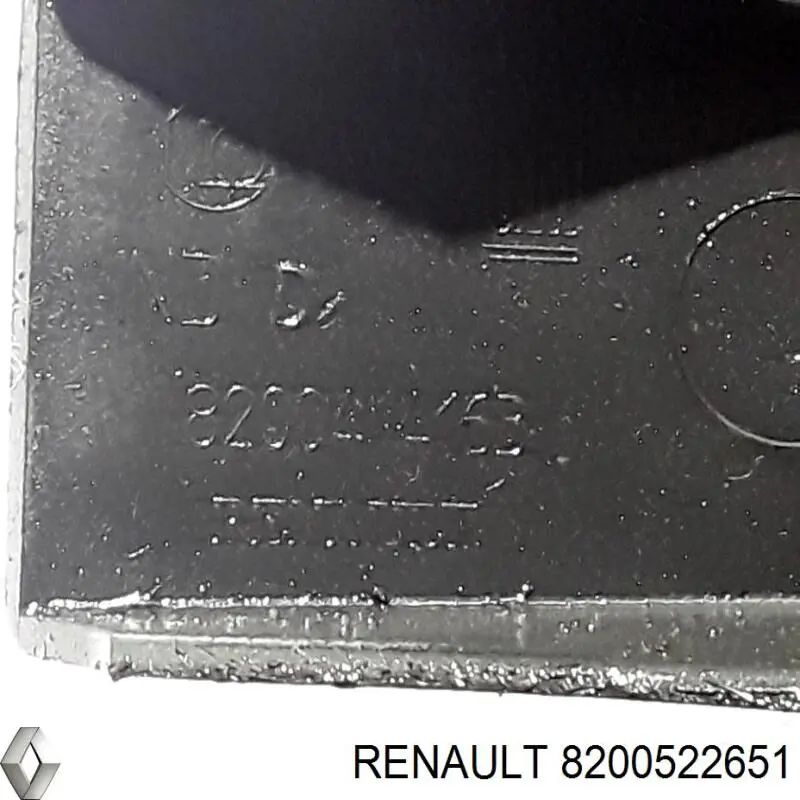 Воздуховод (дефлектор) радиатора левый Renault (RVI) 8200522651 цена, от 3.80 USD