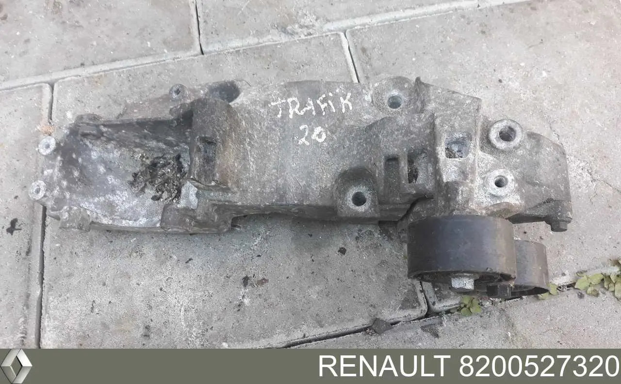 Купить Кронштейн генератора Рено Лагуна III BT0, BT1