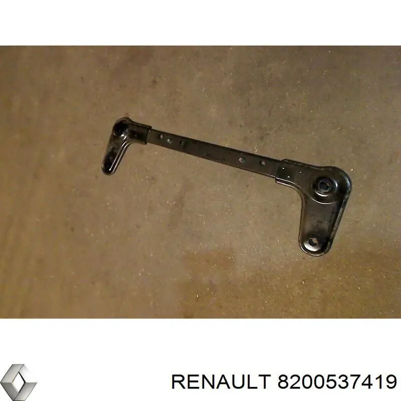 Усилитель переднего подрамника 8200537419 Renault (RVI)