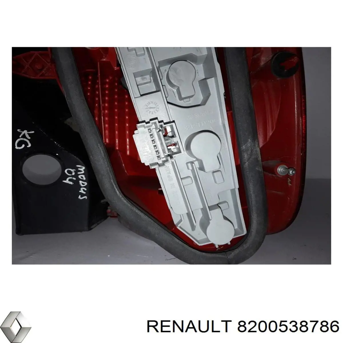 Фонарь задний левый 8200538786 Renault (RVI)