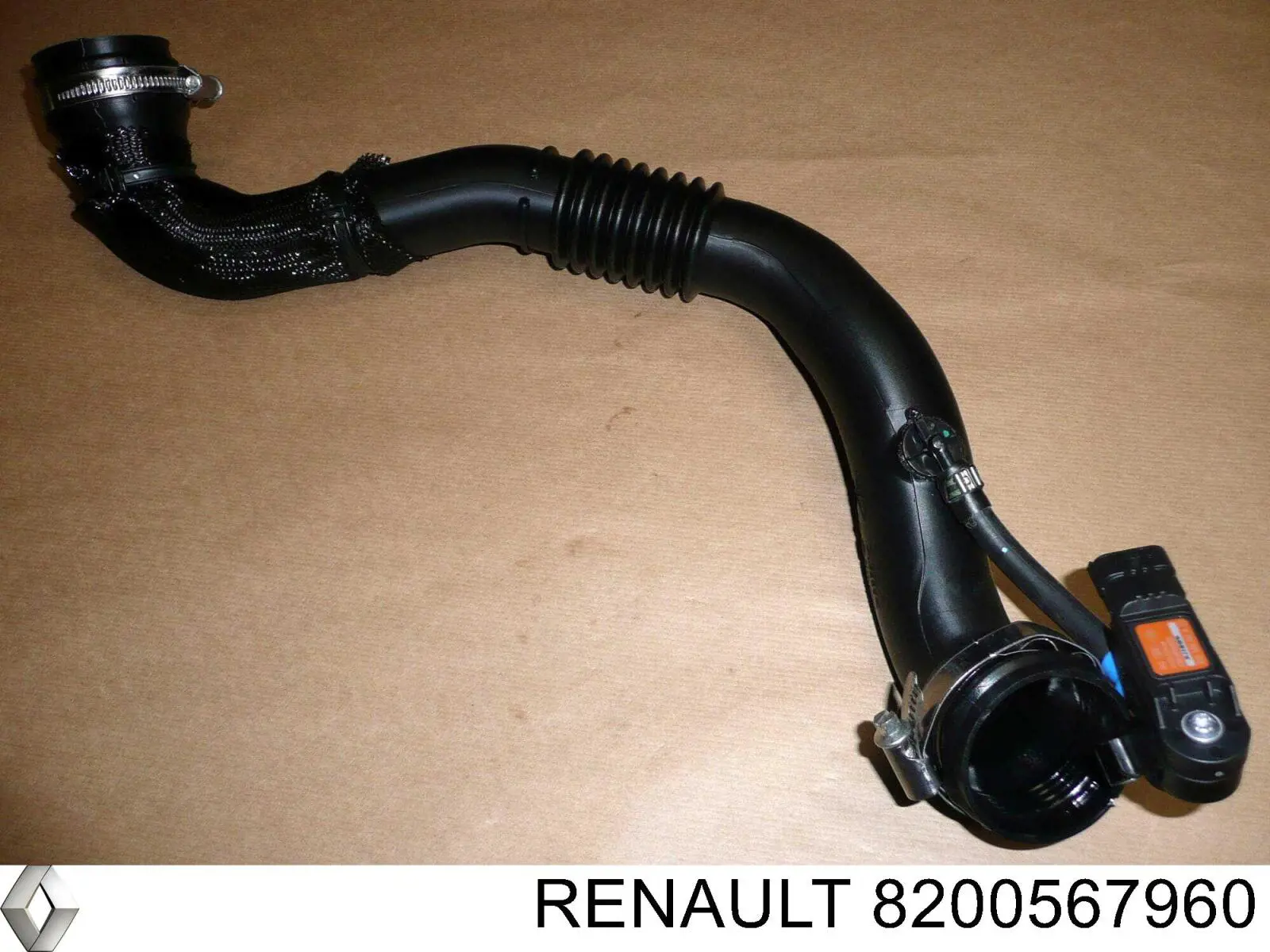 Купить 8200567960 Renault (RVI) Патрубок интеркулера